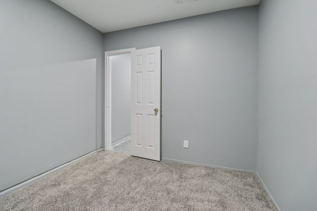 1004 Caliente Drive, Grand Prairie, TX 75051