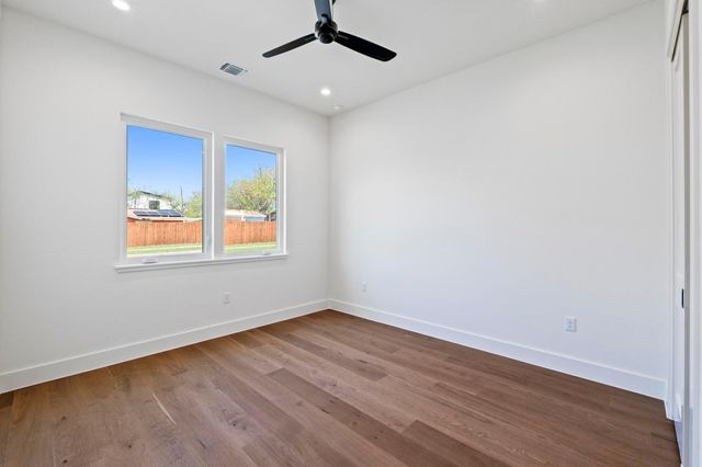 710 Philco DR, Austin, TX 78745