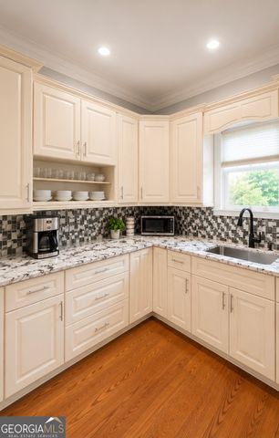 1323 Merry Lane NE, Atlanta, GA 30329