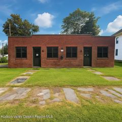 118 Grand Street, Kingston, NY 12401