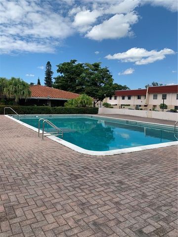 4152 Inverrary Dr 106, Lauderhill, FL 33319