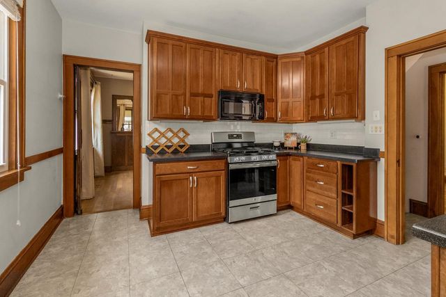 1194 Farrington Street, Saint Paul, MN 55117