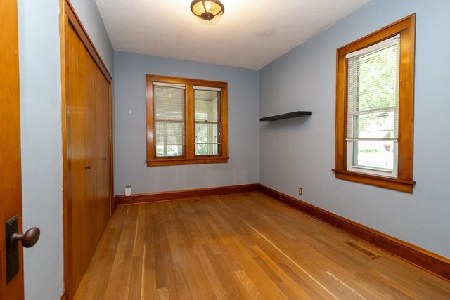 1194 Farrington Street, Saint Paul, MN 55117