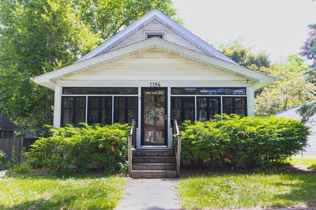 1194 Farrington Street, Saint Paul, MN 55117