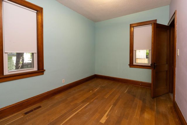 1194 Farrington Street, Saint Paul, MN 55117