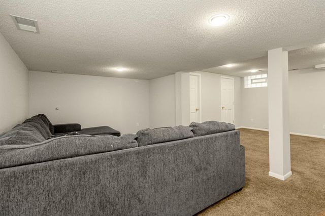 1194 Farrington Street, Saint Paul, MN 55117