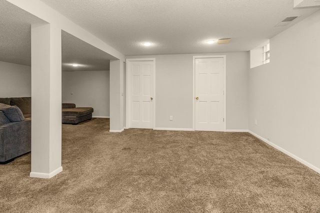 1194 Farrington Street, Saint Paul, MN 55117