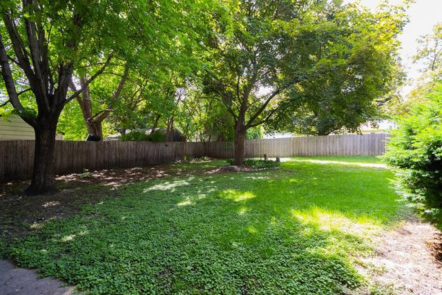 1194 Farrington Street, Saint Paul, MN 55117