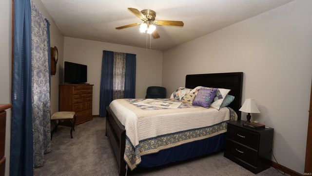 506 S Center Street, Fort Branch, IN 47648