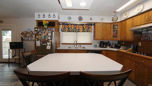 506 S Center Street, Fort Branch, IN 47648