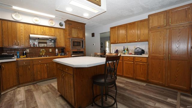 506 S Center Street, Fort Branch, IN 47648