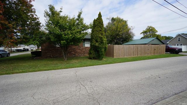 506 S Center Street, Fort Branch, IN 47648
