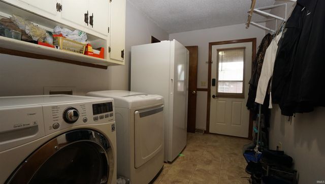 506 S Center Street, Fort Branch, IN 47648