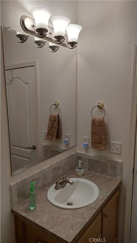 4250 Osborn Road, Flournoy, CA 96029