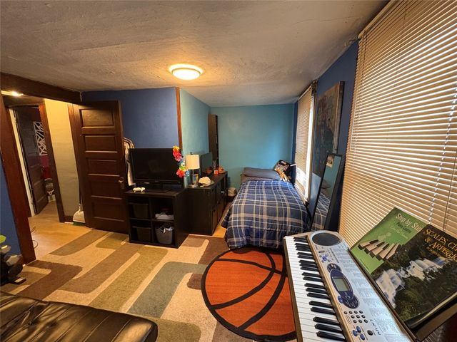 6039 US HIGHWAY 6 Street, Linesville, PA 16424