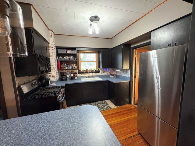 6039 US HIGHWAY 6 Street, Linesville, PA 16424