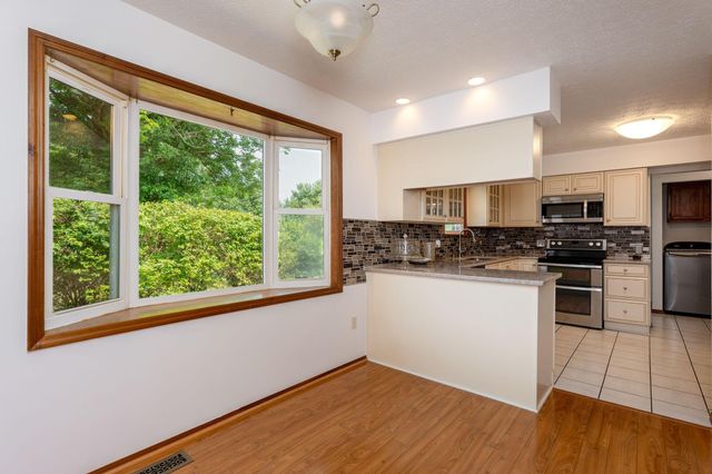 7252 Fox Den Court NW, Pickerington, OH 43147