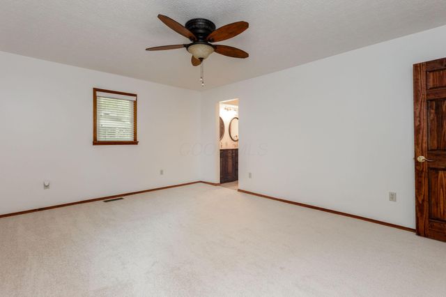 7252 Fox Den Court NW, Pickerington, OH 43147