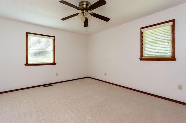 7252 Fox Den Court NW, Pickerington, OH 43147