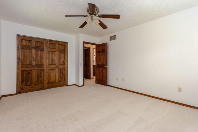 7252 Fox Den Court NW, Pickerington, OH 43147