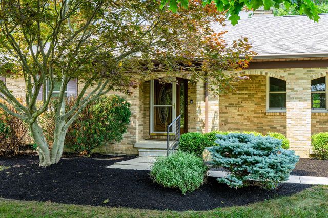 7252 Fox Den Court NW, Pickerington, OH 43147