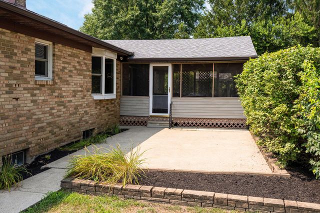 7252 Fox Den Court NW, Pickerington, OH 43147