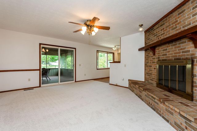7252 Fox Den Court NW, Pickerington, OH 43147