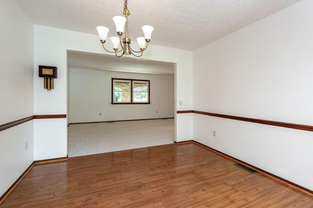 7252 Fox Den Court NW, Pickerington, OH 43147