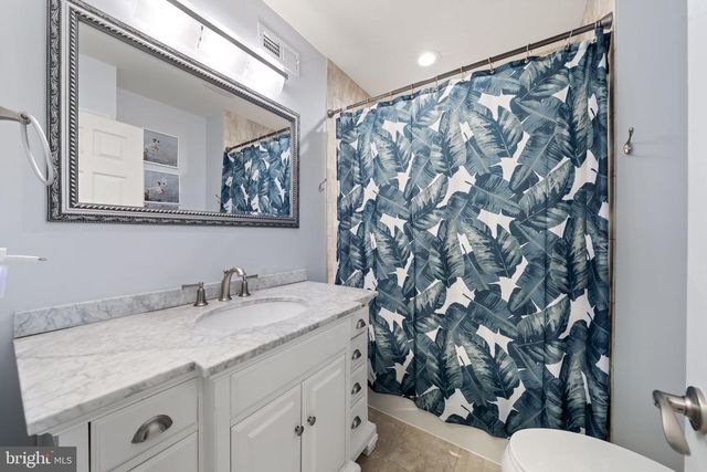 2133 BLACKHORSE DR, Warrington, PA 18976