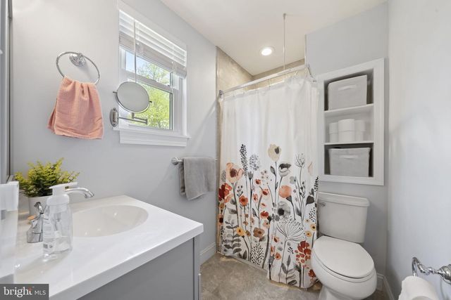 2133 BLACKHORSE DR, Warrington, PA 18976