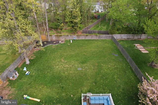 2133 BLACKHORSE DR, Warrington, PA 18976