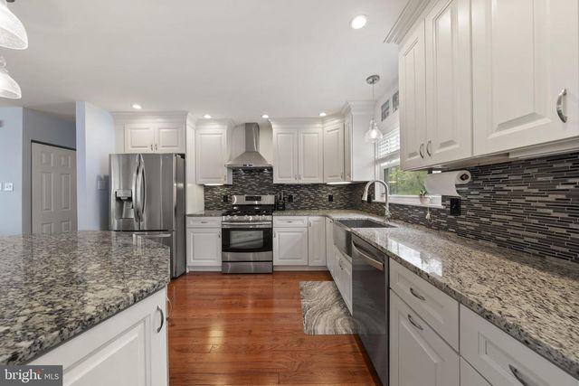 2133 BLACKHORSE DR, Warrington, PA 18976