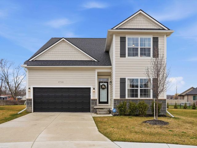 47121 Rosa Court, New Baltimore, MI 48047