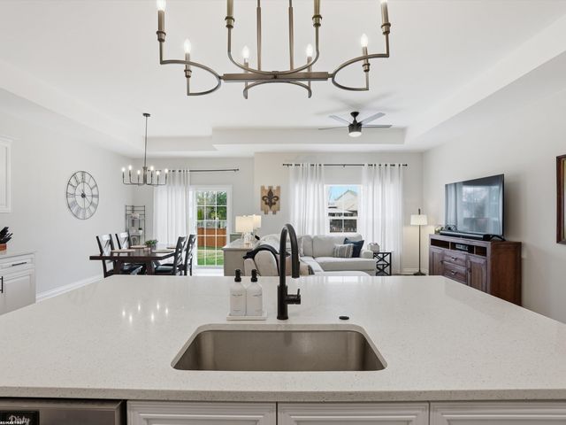 47121 Rosa Court, New Baltimore, MI 48047