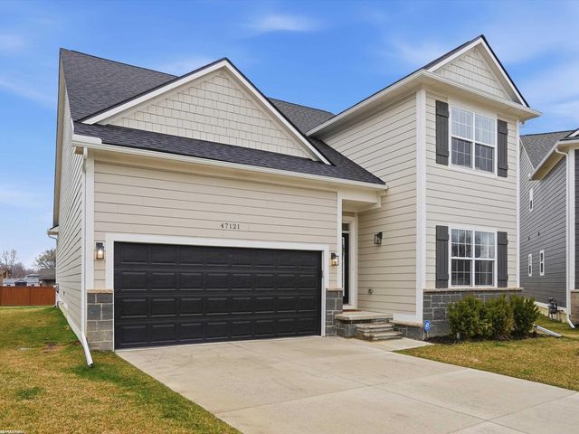 47121 Rosa Court, New Baltimore, MI 48047