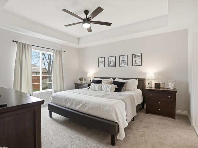 47121 Rosa Court, New Baltimore, MI 48047