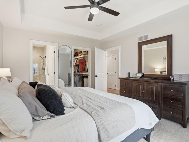 47121 Rosa Court, New Baltimore, MI 48047