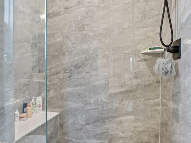 47121 Rosa Court, New Baltimore, MI 48047