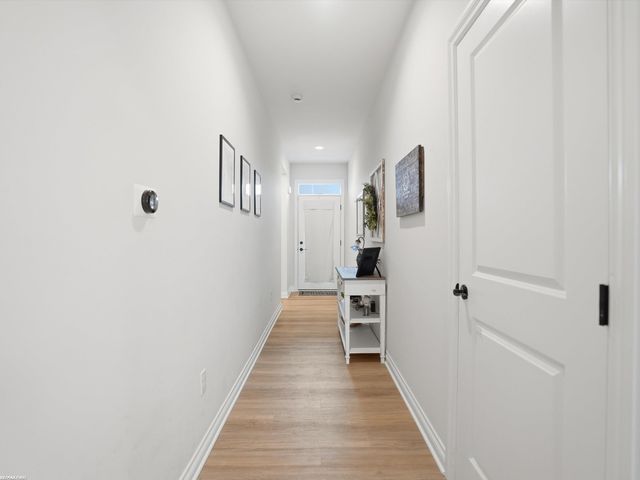 47121 Rosa Court, New Baltimore, MI 48047