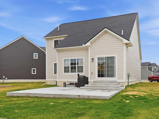 47121 Rosa Court, New Baltimore, MI 48047