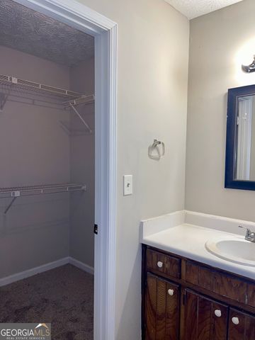 5763 N Castlegate Drive A, Atlanta, GA 30349