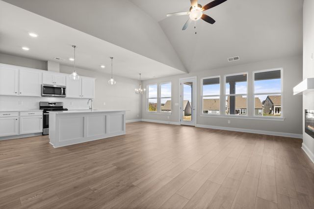 1312 Ruddy Way, Lebanon, TN 37090