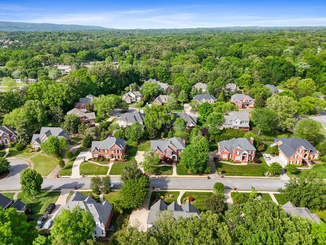 1513 Ramsgate Parkway, Hixson, TN 37343