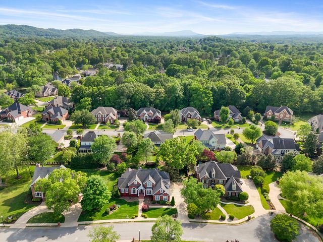 1513 Ramsgate Parkway, Hixson, TN 37343