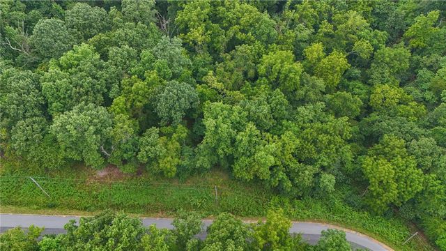 Carrick Drive, Bella Vista, AR 72715