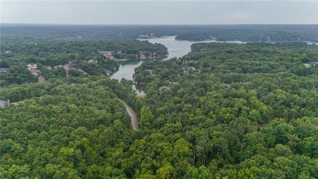 Carrick Drive, Bella Vista, AR 72715