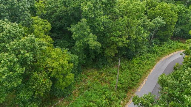 Carrick Drive, Bella Vista, AR 72715