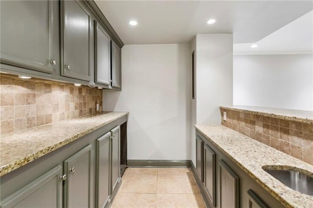 1961 Lois Pointe SE, Smyrna, GA 30080