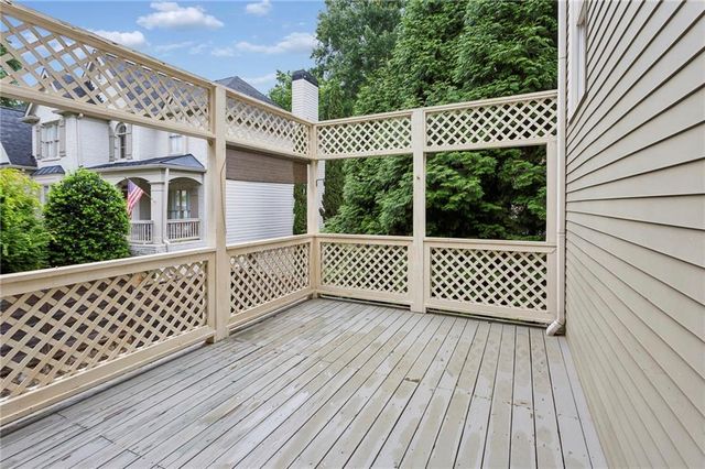 1961 Lois Pointe SE, Smyrna, GA 30080