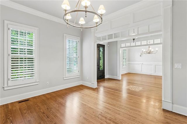 1961 Lois Pointe SE, Smyrna, GA 30080